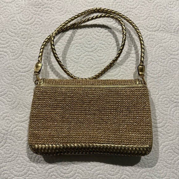 Elegant Tan Woven Shoulder Bag - Picture 4 of 16